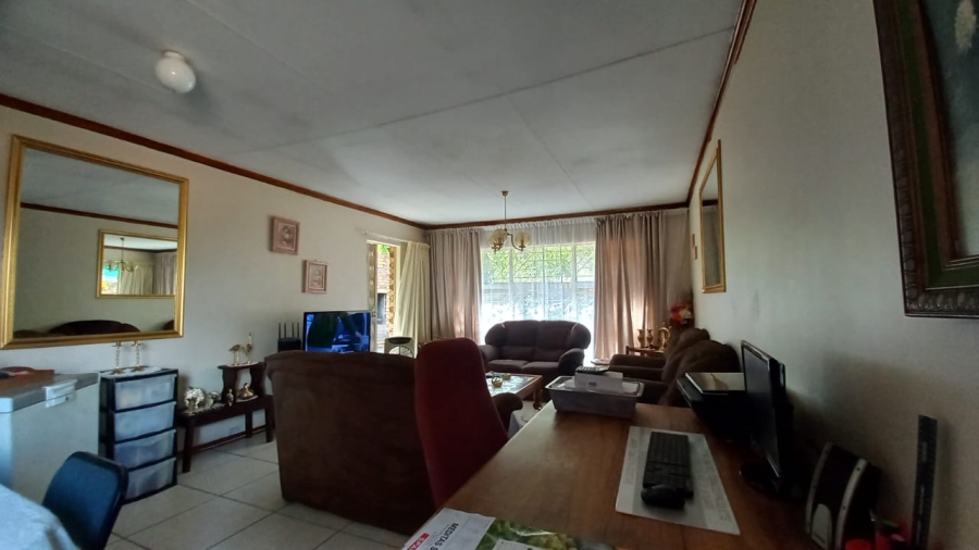 To Let 2 Bedroom Property for Rent in Navalsig Free State